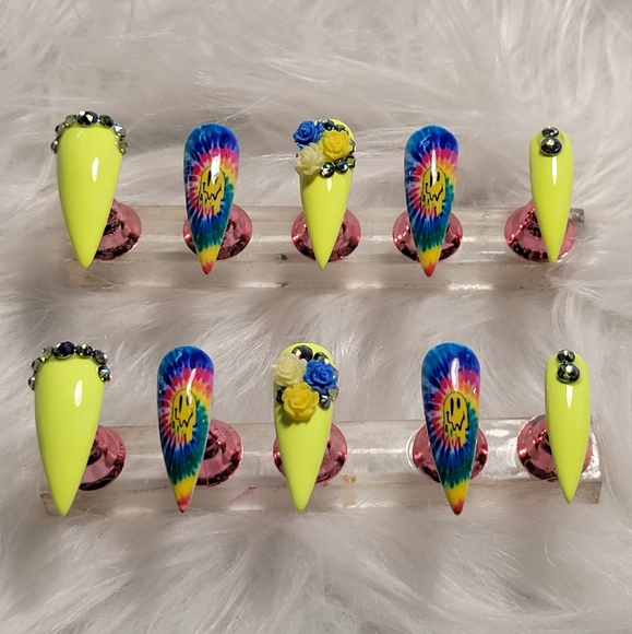 Other - COPY - Press on nails